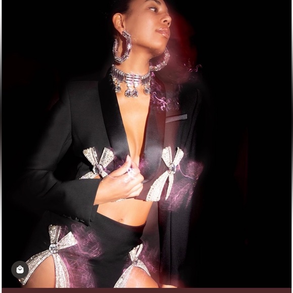 AREA NYC Black Deco Bow Slit Miniskirt - NWT- size 6 - Picture 5 of 17